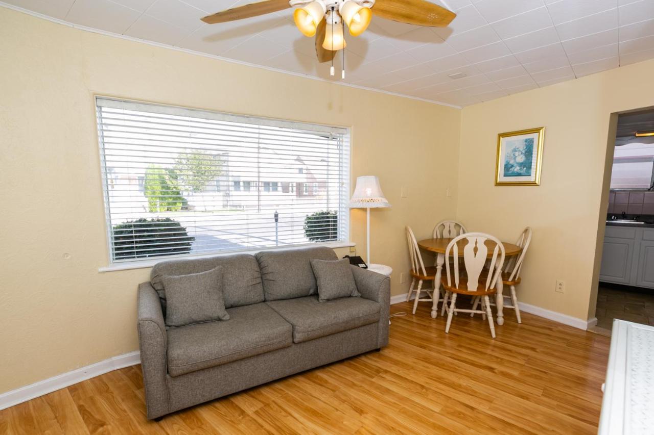 Aztec Motel Wildwood Crest Beach Екстер'єр фото